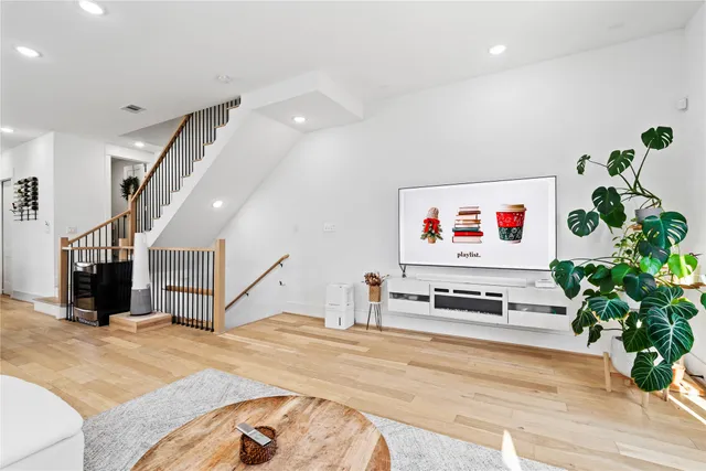 a room with furniture and entryway