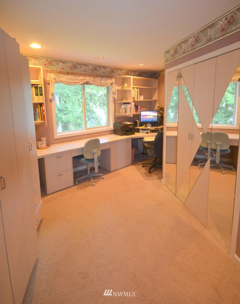 955 Iowa Heights Road Sedro-Woolley, WA 98284 - Photo 14 of 25 Gallery Image 14