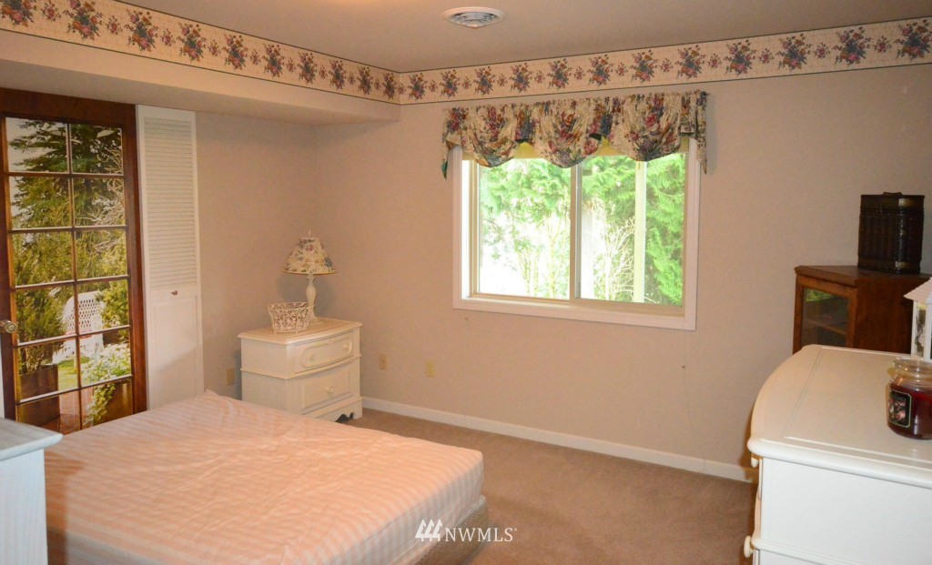 955 Iowa Heights Road Sedro-Woolley, WA 98284 - Photo 20 of 25 Gallery Image 20