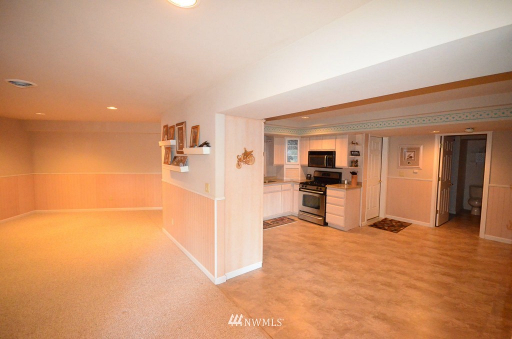 955 Iowa Heights Road Sedro-Woolley, WA 98284 - Photo 22 of 25 Gallery Image 22