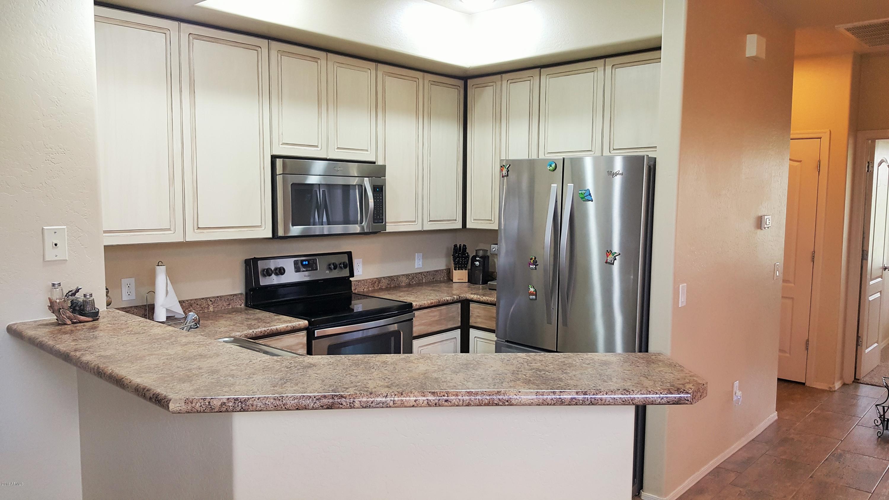 705 West Queen Creek Road, Unit 2210 Chandler, AZ 85248 - Photo 10 of 38 Kitchen and Breakfast Bar