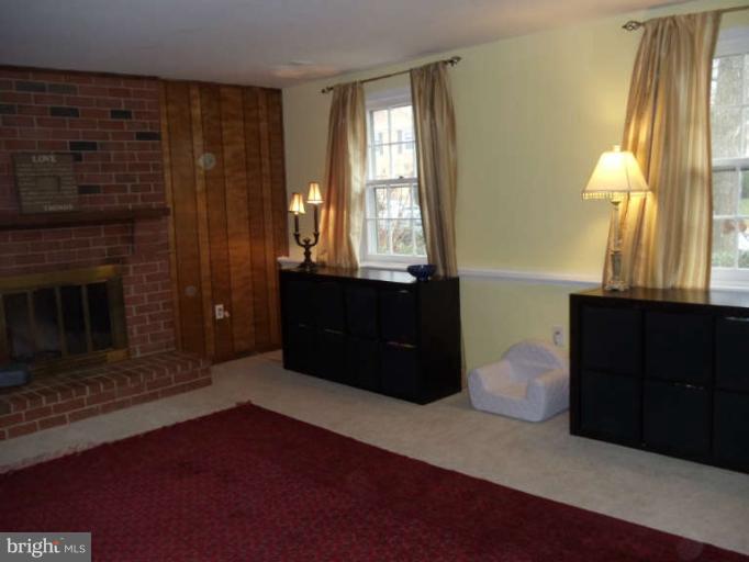 8120 Viola Street Springfield, VA 22152 - Photo 22 of 27 Interior (General)
