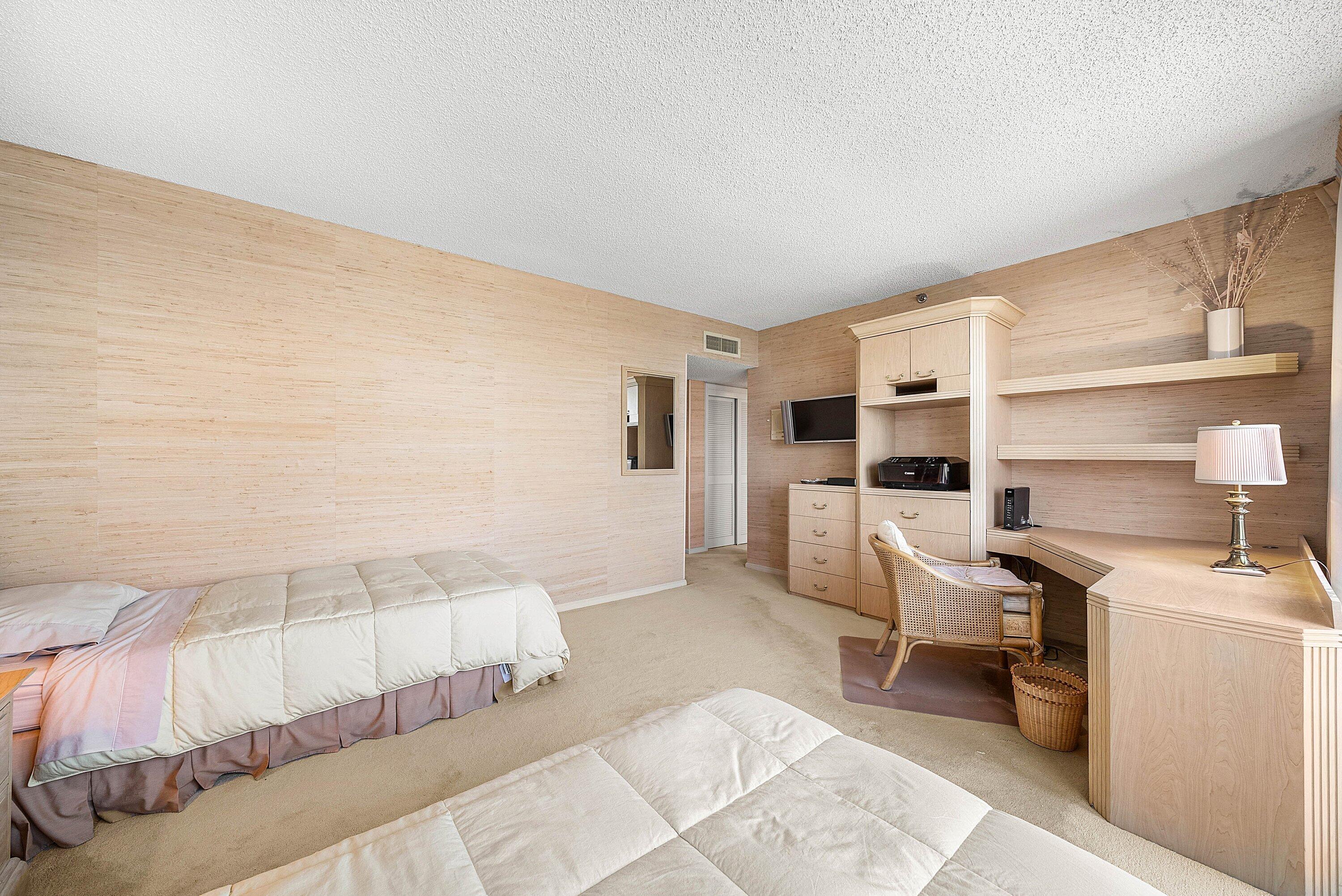 1500 South Ocean Boulevard, Unit 604 Boca Raton, FL 33432 - Photo 28 of 61 030-1500SouthOceanBoulevard-604-BocaRato