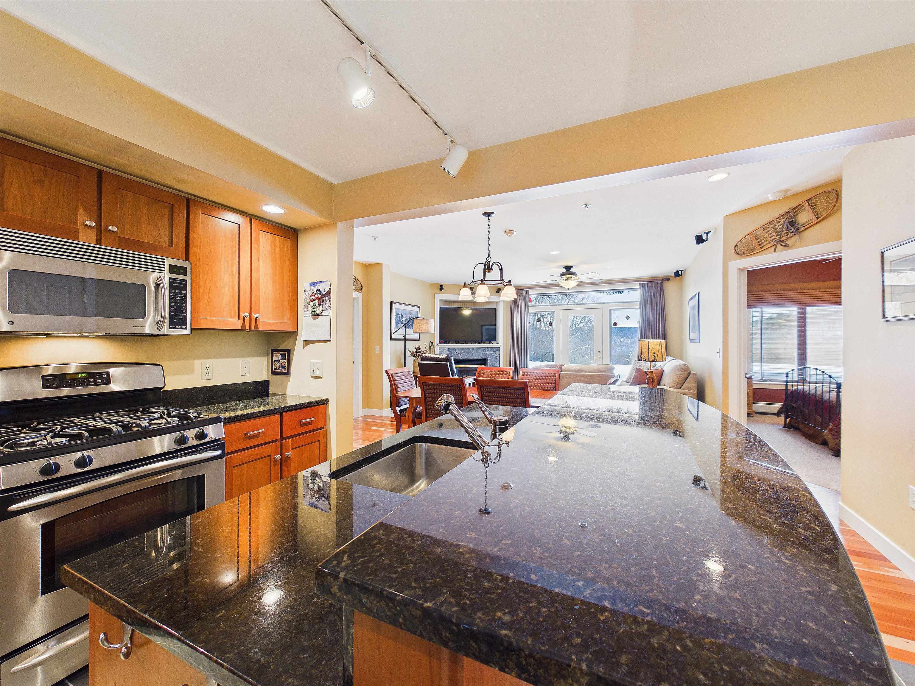 283 Falls Brook Road, Unit B101 Killington, VT 05751 - Photo 5 of 52