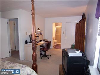 53 Christopher Road Voorhees, NJ 08043 - Photo 8 of 12 Bedroom - Main