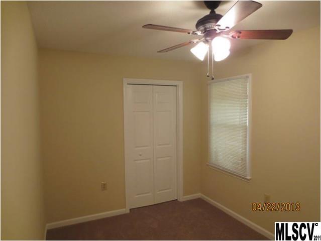 5604 Valley Field Road Southeast Hickory, NC 28602 - Photo 8 of 11 Gallery Image 8
