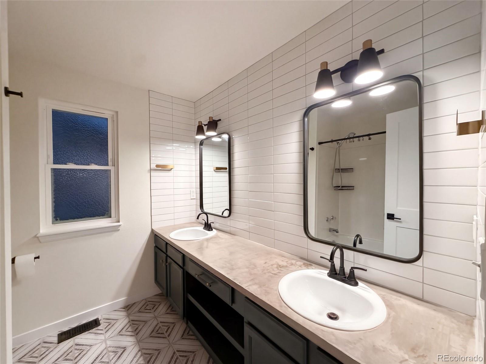 5549 South Youngfield Way Littleton, CO 80127 - Photo 21 of 34 Gallery Image 21