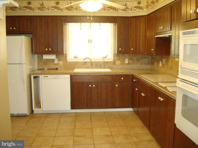 18428 Manor Church Road Boonsboro, MD 21713 - Photo 27 of 29 Kitchen #3