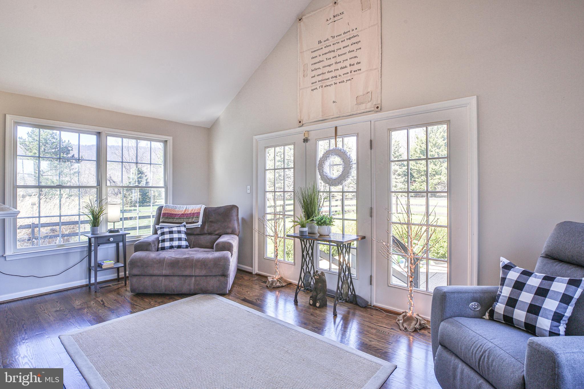 34410 Brownell Road Round Hill, VA 20141 - Photo 13 of 65 Gallery Image 13