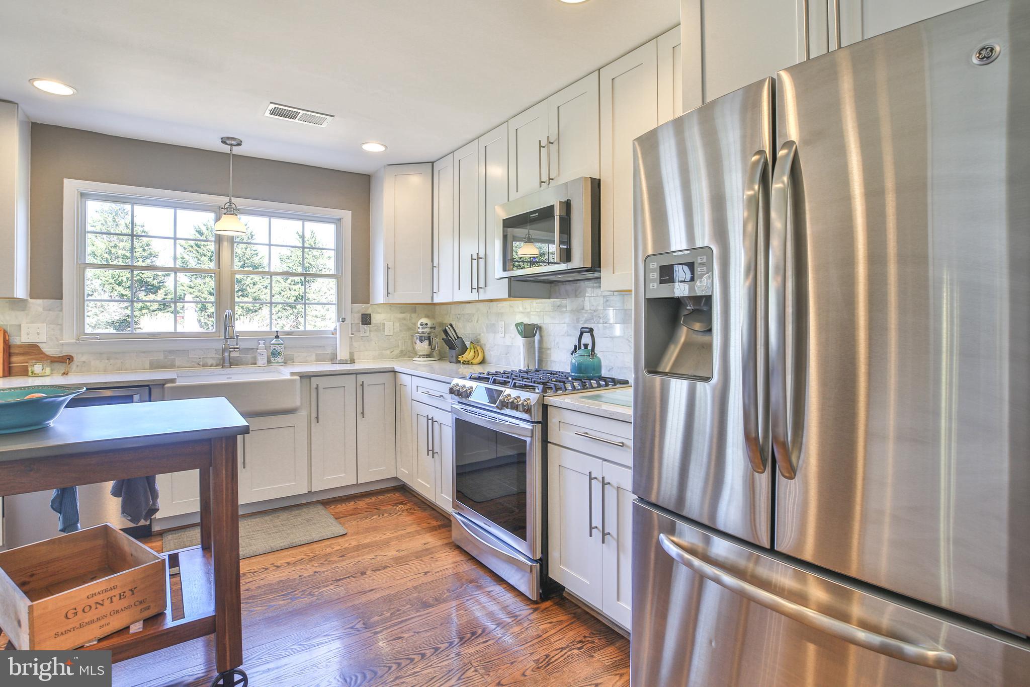 34410 Brownell Road Round Hill, VA 20141 - Photo 4 of 65 Gallery Image 4