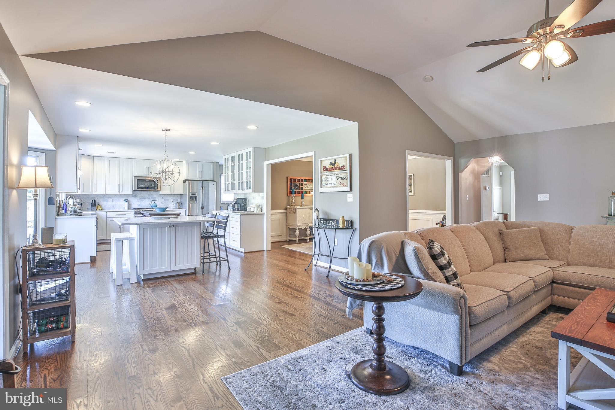 34410 Brownell Road Round Hill, VA 20141 - Photo 7 of 65 Gallery Image 7