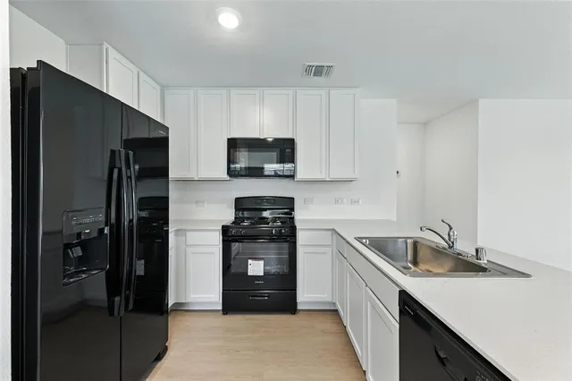 $1,600 | 3913 Eufaula Drive, Sherman, TX 75090