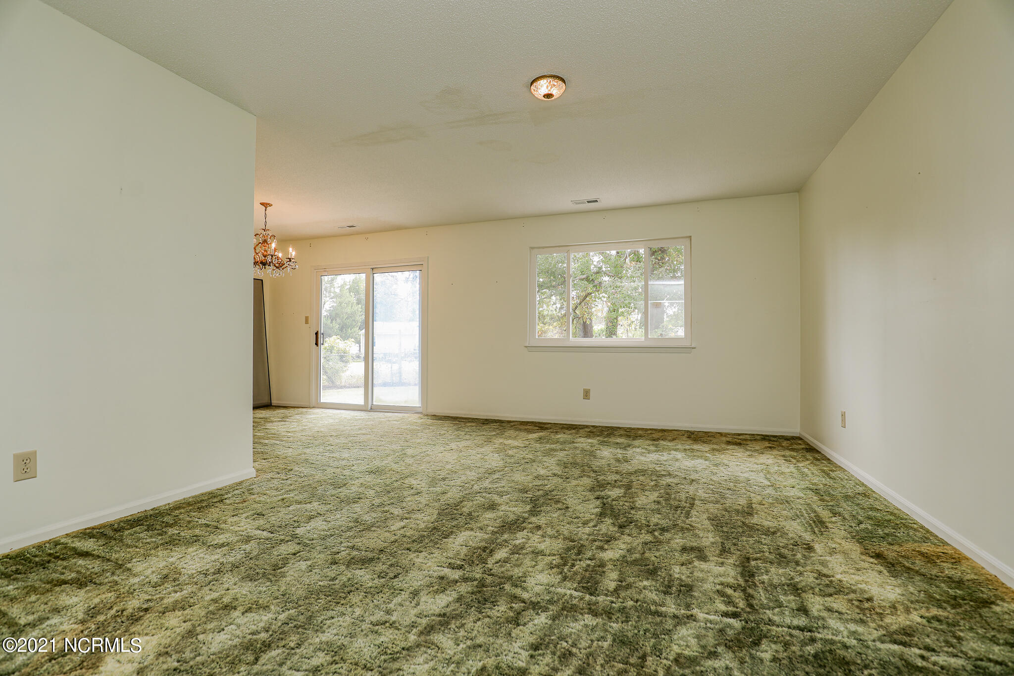86 Sterling Road Jacksonville, NC 28546 - Photo 6 of 36 Christina- 86 Sterling-32