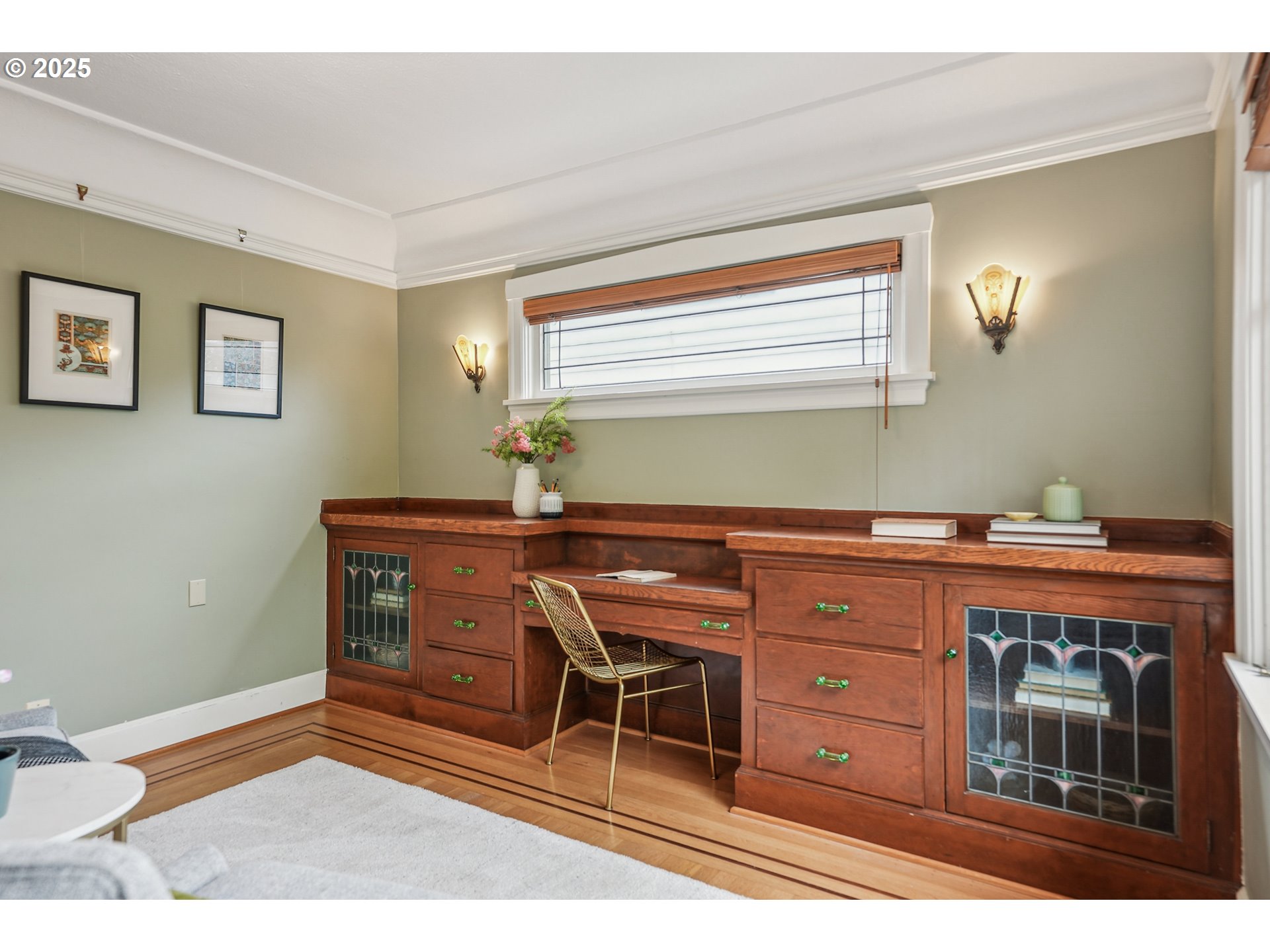4324 Southeast 28th Avenue Portland, OR 97202 - Photo 8 of 42 a room with furniture and window