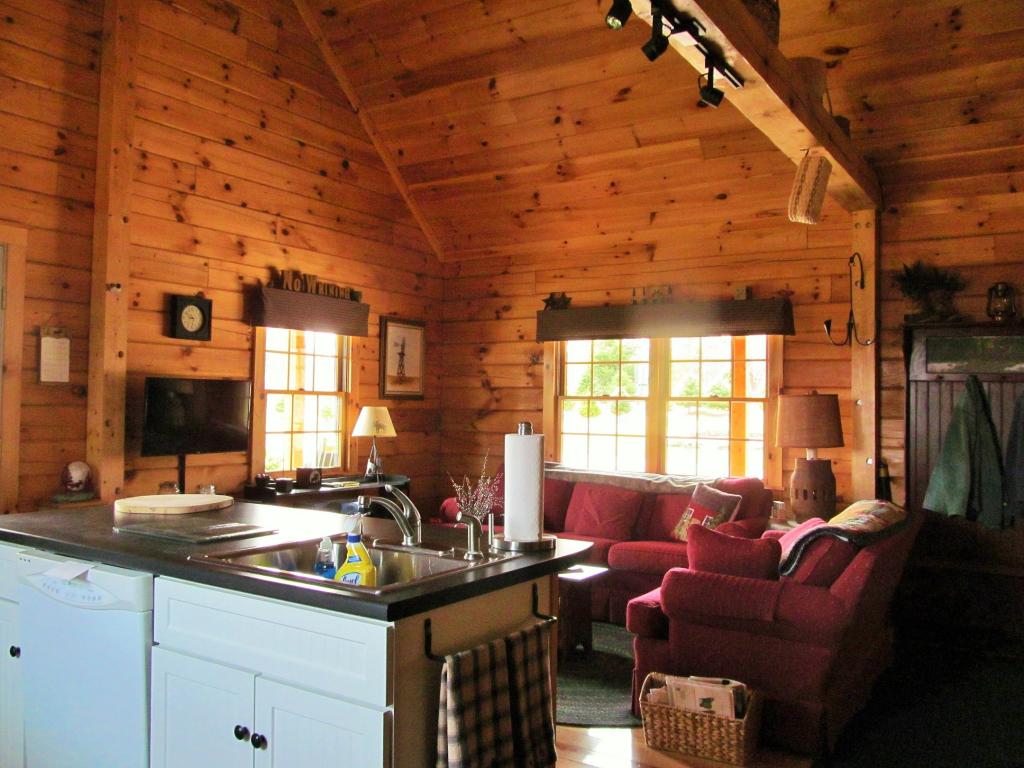 90 Crawford Road Clarksville, NH 03592 - Photo 15 of 25