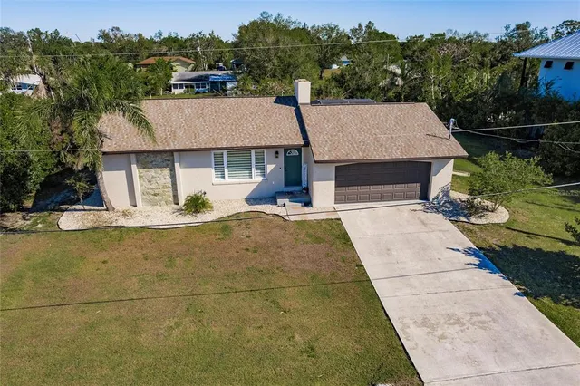 $2,300 | 156 Danforth Drive, Punta Gorda, FL 33980