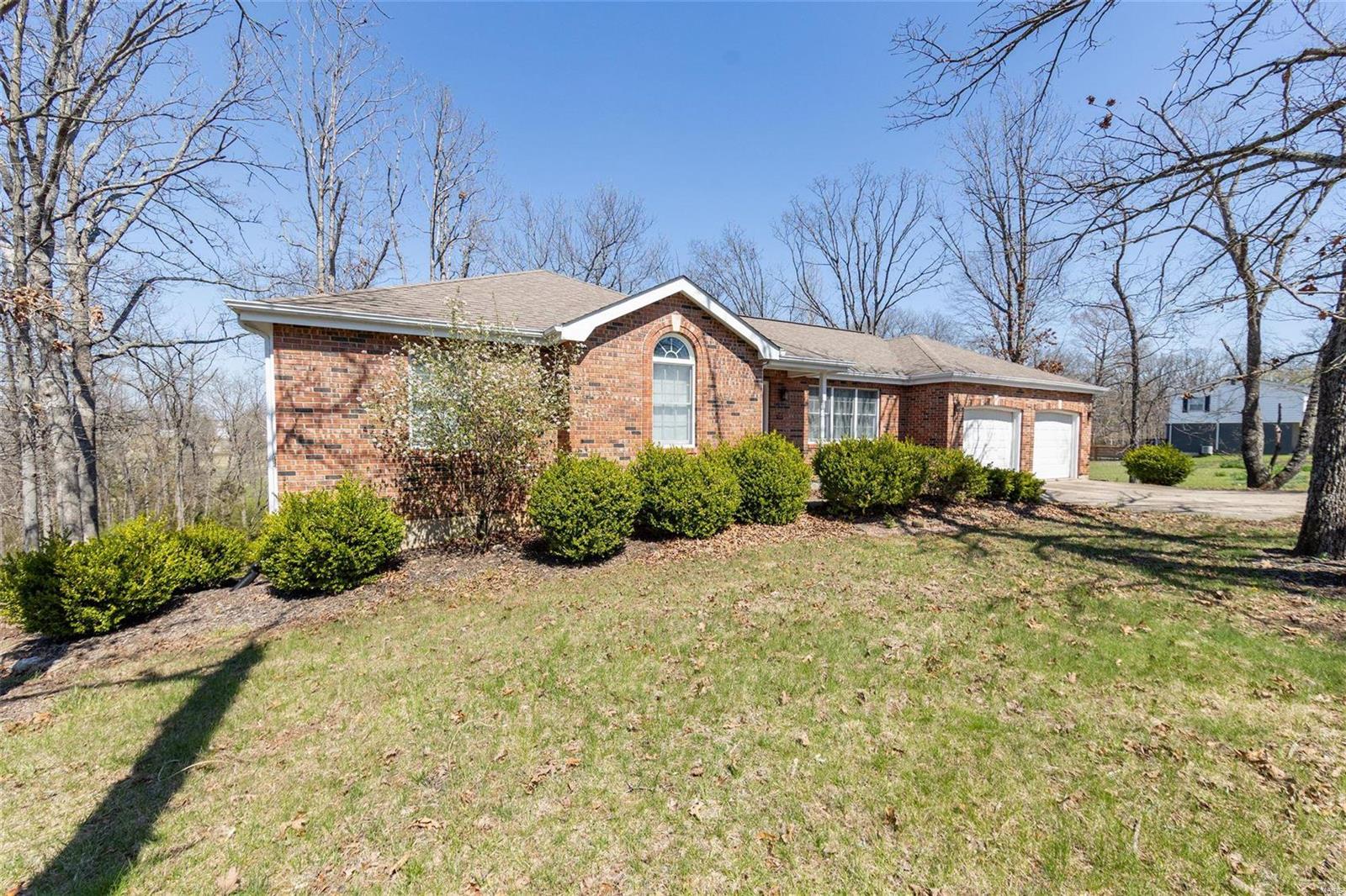 303 Christy Drive Rolla, MO 65401 - Photo 2 of 55