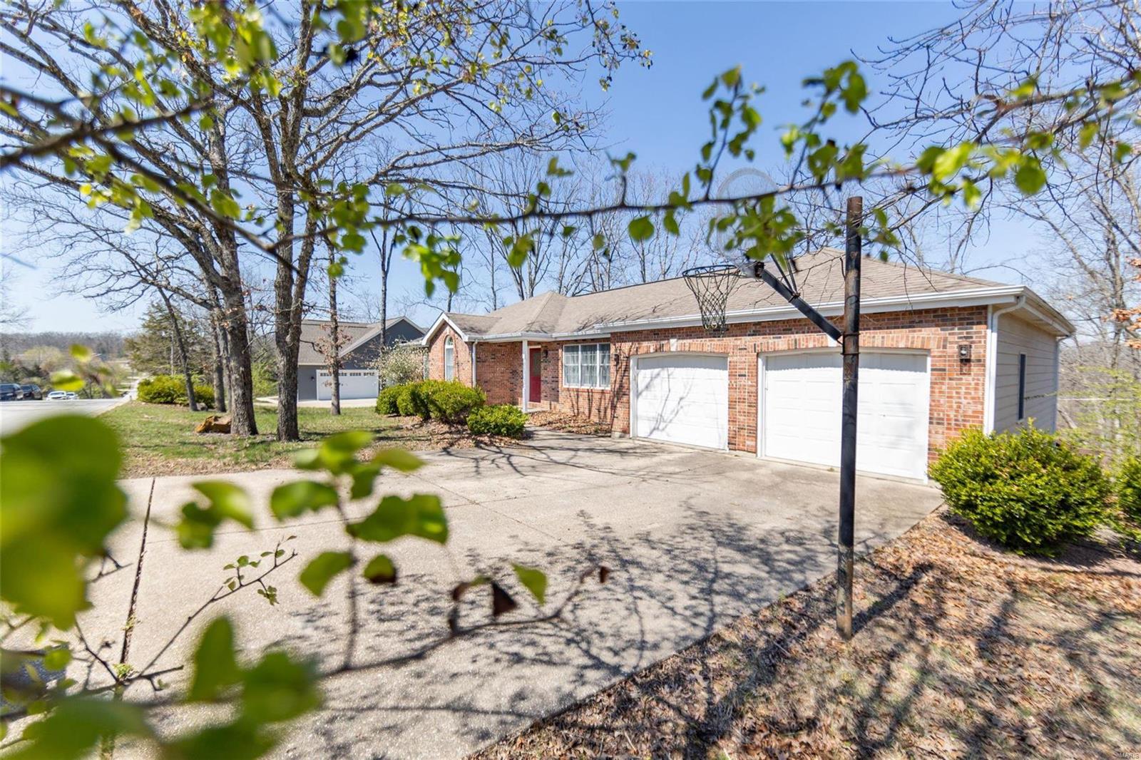 303 Christy Drive Rolla, MO 65401 - Photo 3 of 55