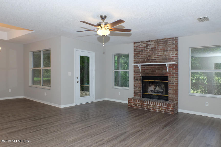 6418 Baker Road Keystone Heights, FL 32656 - Photo 13 of 41 Deck Access