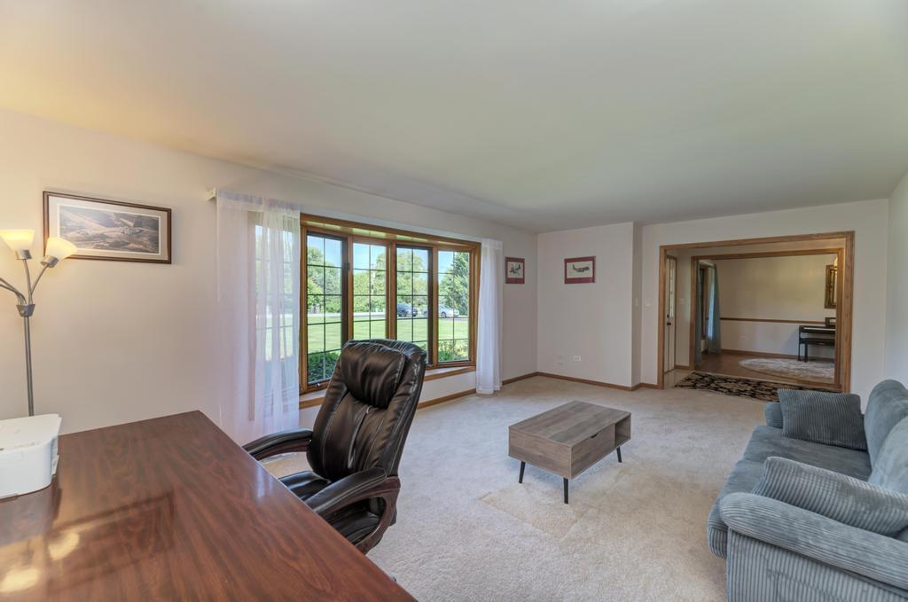 24031 South Schoolhouse Road Manhattan, IL 60442 - Photo 9 of 44