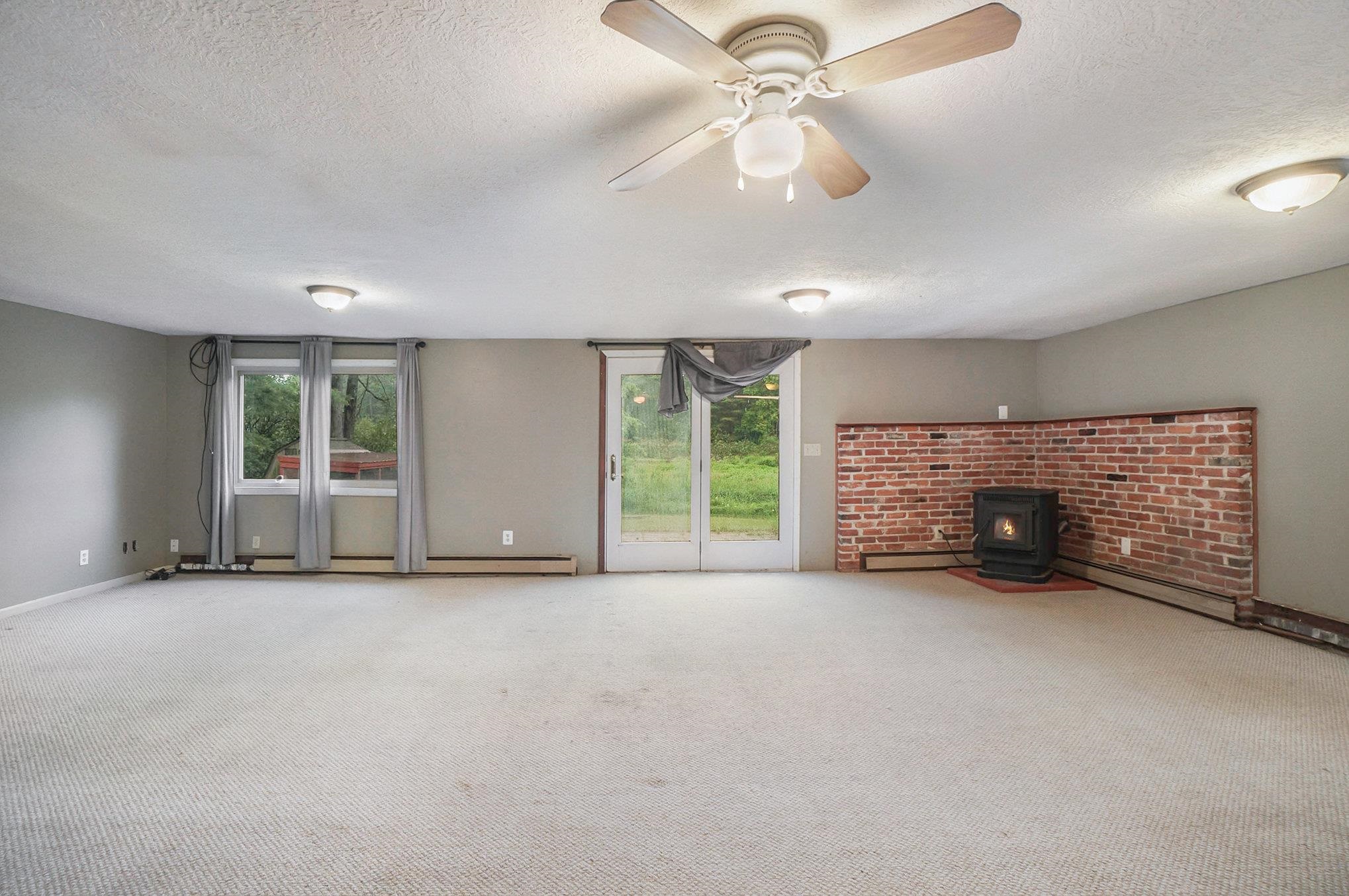 7418 Riverside Drive St. Helen, MI 48656 - Photo 4 of 21