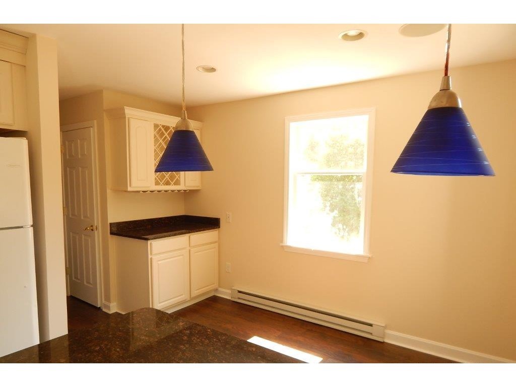 2 Chestnut Circle, Unit 2 Merrimack, NH 03054 - Photo 4 of 10 Gallery Image 4