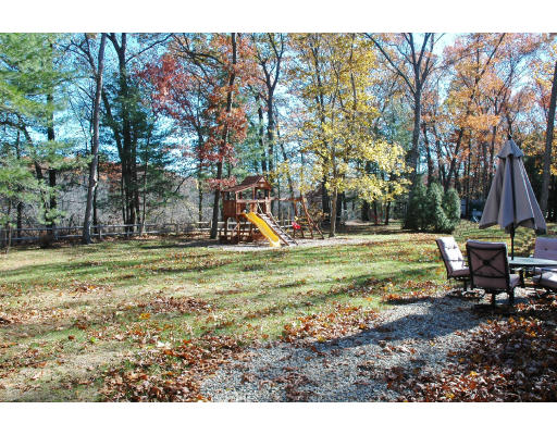76 Wright Road Concord, MA 01742 - Photo 8 of 8 Gallery Image 8