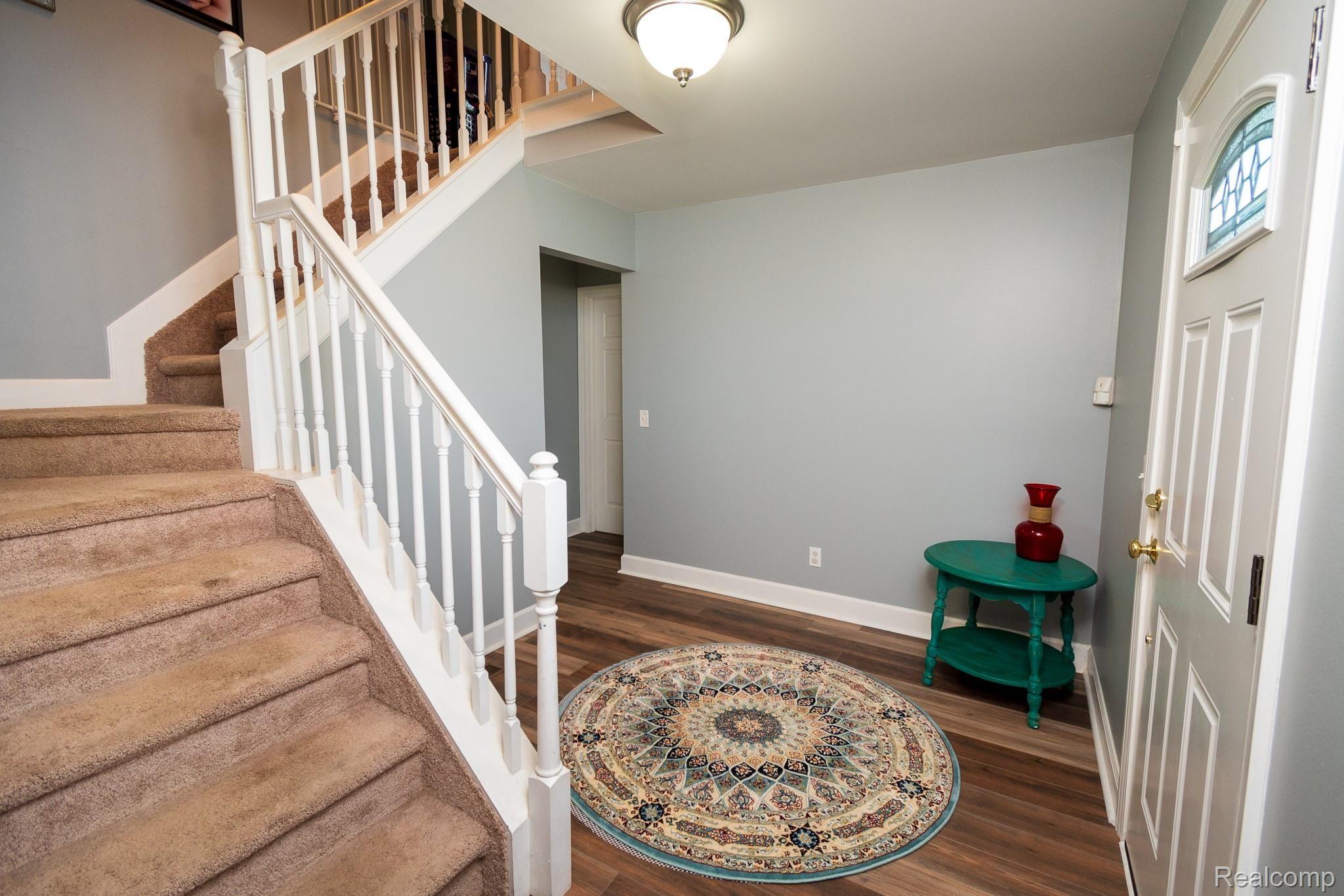 2627 Fisk Road Howell, MI 48843 - Photo 2 of 20 Inviting Foyer
