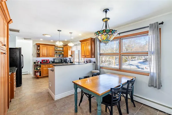 $499,999 | 77 Colburn Drive, Poughkeepsie, NY 12603