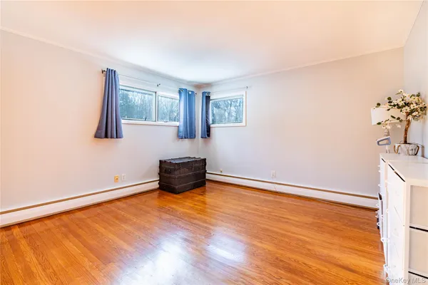 $499,999 | 77 Colburn Drive, Poughkeepsie, NY 12603