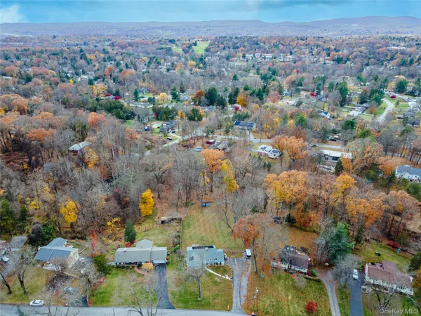 $499,999 | 77 Colburn Drive, Poughkeepsie, NY 12603