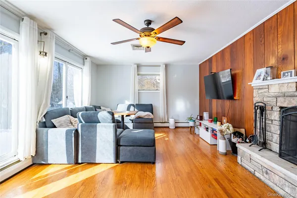 $499,999 | 77 Colburn Drive, Poughkeepsie, NY 12603