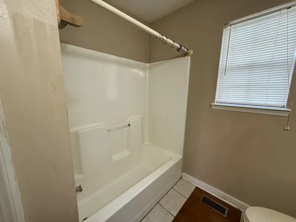 $1,500 | 131 Bellewood Drive, McMinnville, TN 37110