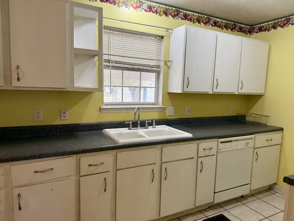 $1,500 | 131 Bellewood Drive, McMinnville, TN 37110