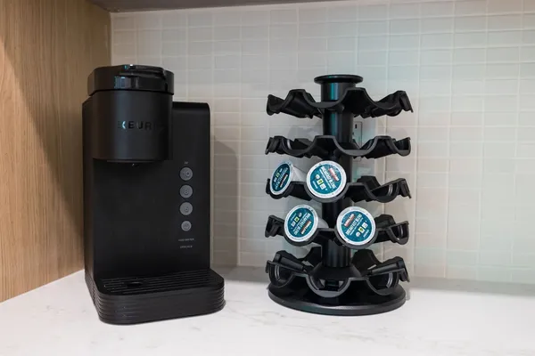 $3,495 | 635 7th Avenue South, Unit 212, Nashville, TN 37203