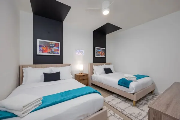 $3,495 | 635 7th Avenue South, Unit 212, Nashville, TN 37203