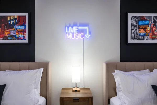 $3,495 | 635 7th Avenue South, Unit 212, Nashville, TN 37203