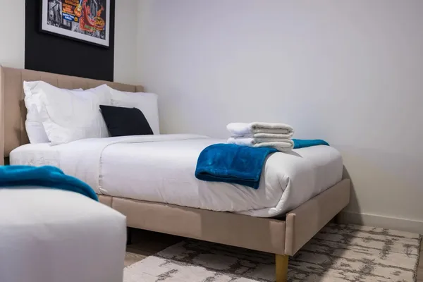 $3,495 | 635 7th Avenue South, Unit 212, Nashville, TN 37203