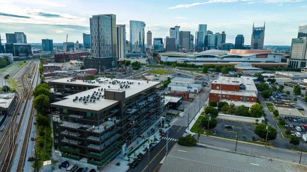 $3,495 | 635 7th Avenue South, Unit 212, Nashville, TN 37203