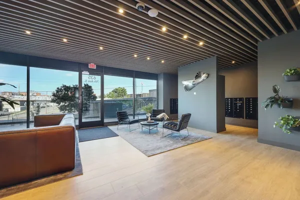 $3,495 | 635 7th Avenue South, Unit 212, Nashville, TN 37203