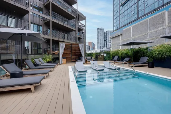 $3,495 | 635 7th Avenue South, Unit 212, Nashville, TN 37203