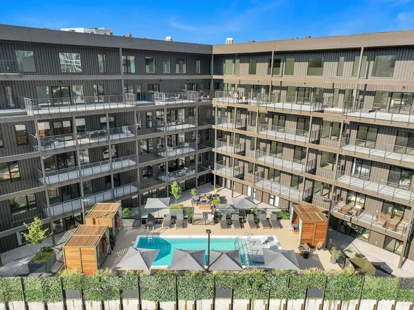 $3,495 | 635 7th Avenue South, Unit 212, Nashville, TN 37203