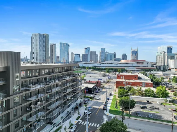 $3,495 | 635 7th Avenue South, Unit 212, Nashville, TN 37203