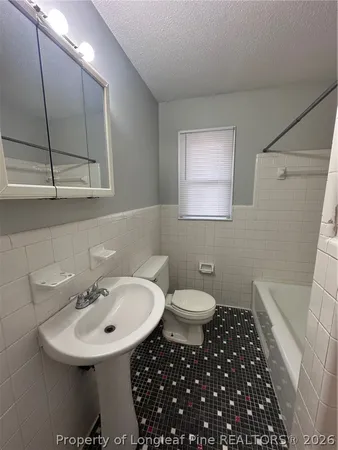 $800 | 1051 Rulnick Street, Unit B, Fayetteville, NC 28304