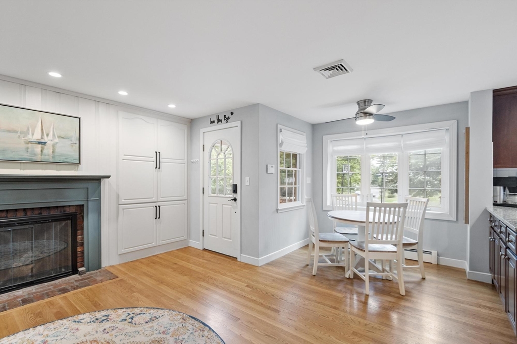 9 Foster Street Acton, MA 01720 - Photo 8 of 42