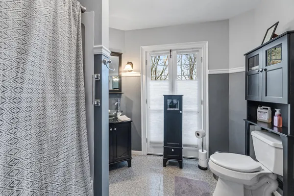 $950,000 | 51 West Sarnia Street, Winona, MN 55987