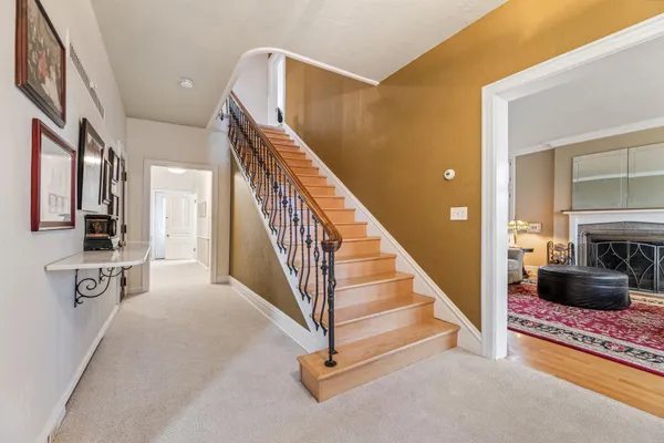 $950,000 | 51 West Sarnia Street, Winona, MN 55987