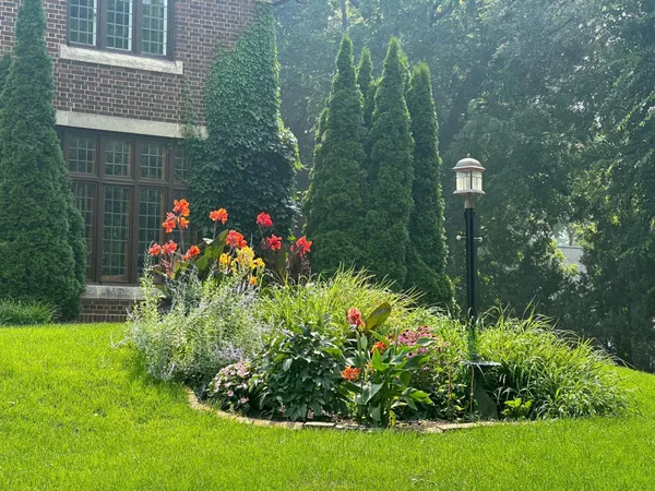 $950,000 | 51 West Sarnia Street, Winona, MN 55987