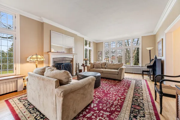 $950,000 | 51 West Sarnia Street, Winona, MN 55987