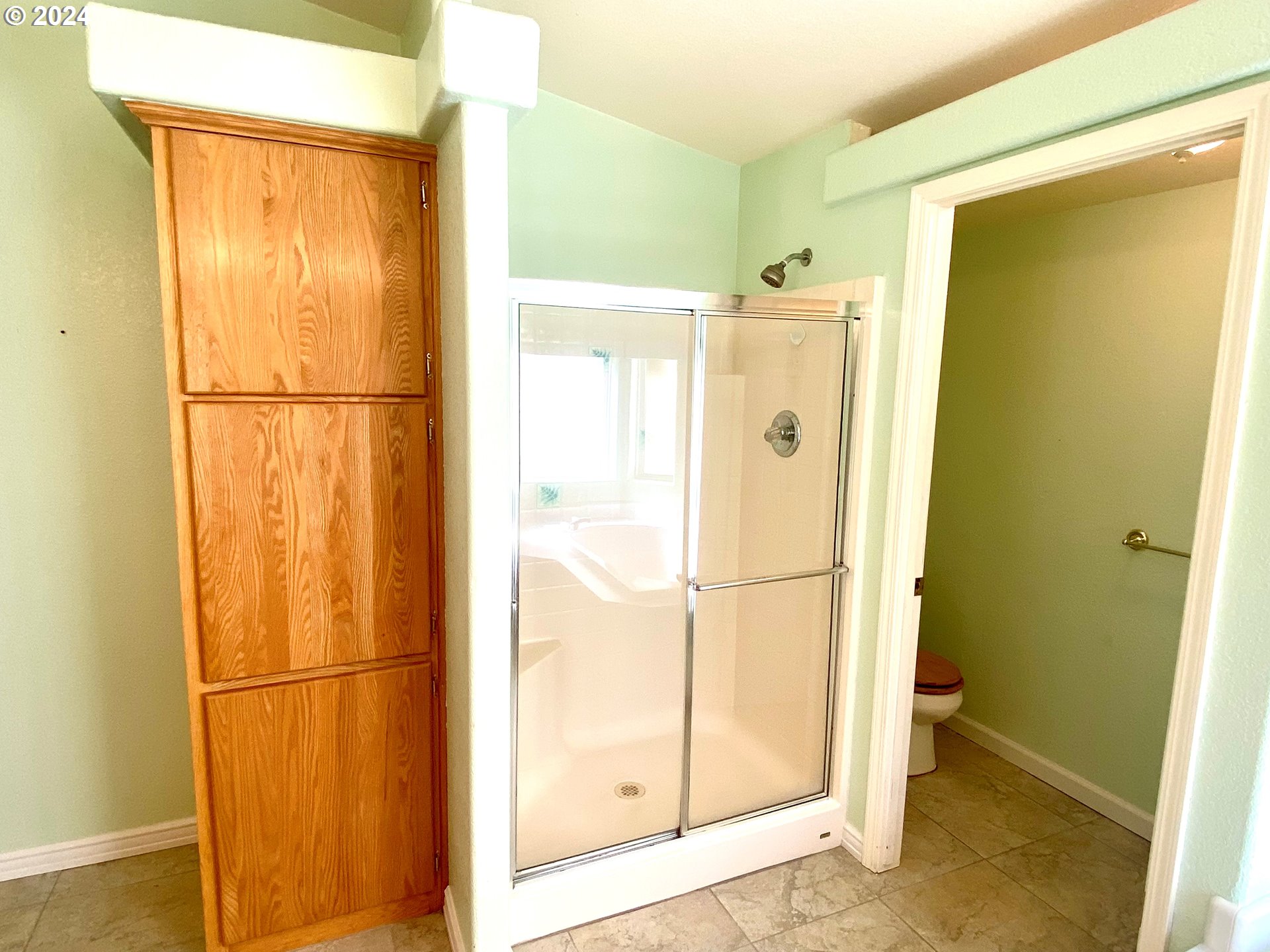 865 Western Way Florence, OR 97439 - Photo 14 of 26 a white refrigerator freezer and a dishwasher